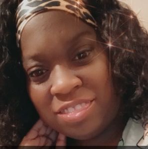 Meet your Posher, Auneshia